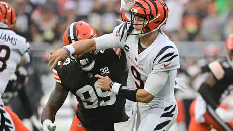 NFL Players Send Prayers to Browns RB Nick Chubb After Ugly Knee