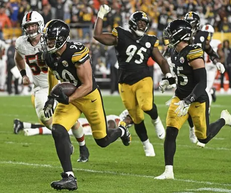 Browns Lose RB Nick Chubb For Next Several Weeks Due To Knee Injury -  Steelers Depot