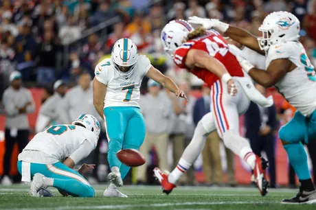 Dolphins-Patriots: Chris Perkins, David Furones break down Miami's