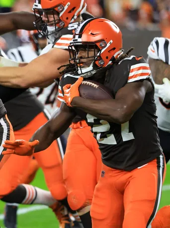 Browns rookie Dawand Jones to get real test vs. Steelers Watt: Crowquill 