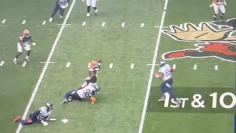 Brenden Schooler's textbook tackle on Gipson stops punt return in