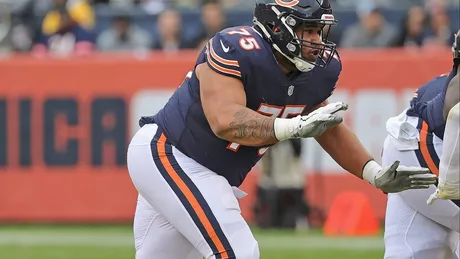 Chicago Bears left tackle Braxton Jones heads to IR – Shaw Local