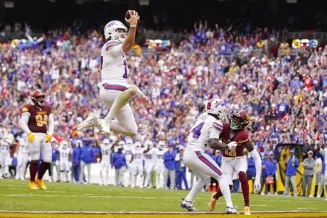 Buffalo Bills' Josh Allen trash talks Commanders fans after scoring