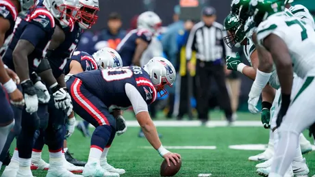 Jets cornerback Sauce Gardner claims Patriots quarterback Mac Jones hit him  with a low blow - The Boston Globe