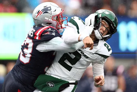 Patriots Hall Of Famer Rips 'Scared' Jets QB Zach Wilson