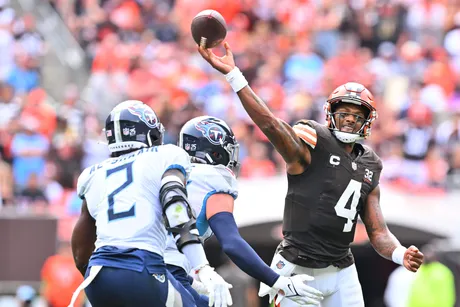 Browns bounce back to demolish Titans with team effort