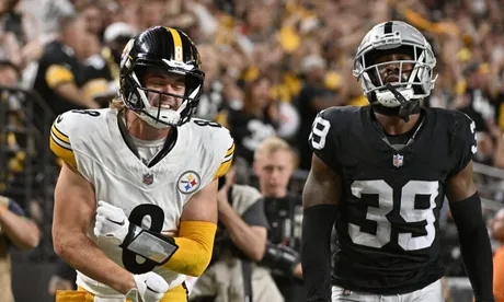 Steelers defense shines, offense finds rhythm to lift Pittsburgh past Las  Vegas Raiders 23-18 - CBS Pittsburgh