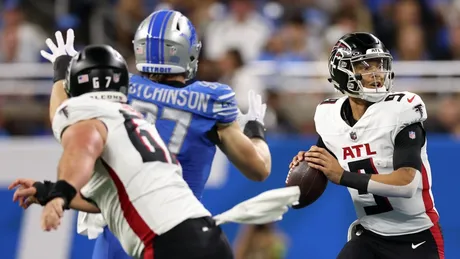 Falcons LB Troy Andersen spotted with sling on arm