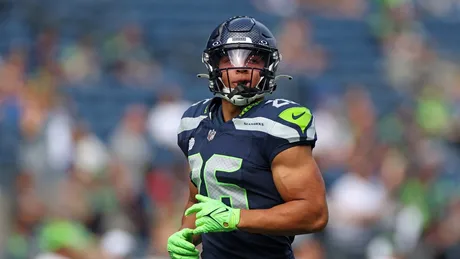 Seahawks Player's Bizarre Bio Photo Astonishes Ian Eagle - Sports