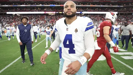 Ex-Eagles linebacker dunked on Dak Prescott, Cowboys fans after