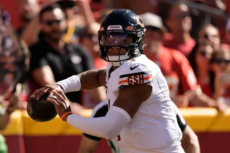 Bears lose to Buccaneers 27-17 as delusional optimism crashes into