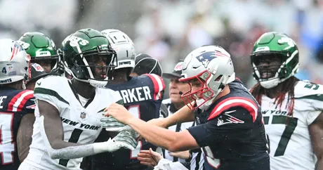 Raiders' Chandler Jones posts cryptic messages on alleged hospital stay -  The Boston Globe