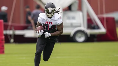 WATCH: Falcons RB Tyler Allgeier mic'd up at practice