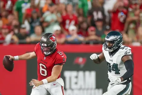 D'Andre Swift and Olamide Zaccheaus jump-started the Eagles offense in Tampa