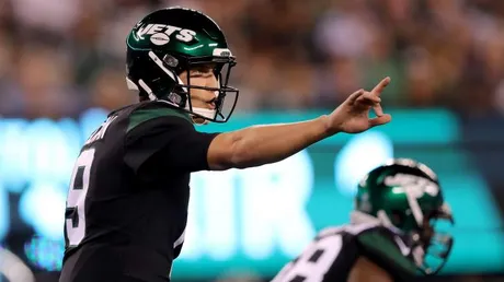 A New York Jets Insider makes sense of latest QB news and Locker Room  'TENSION' reports!? 