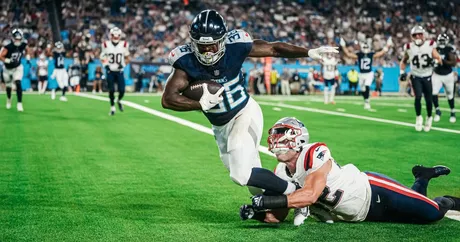 Titans RB Julius Chestnut Making a Strong Case For Himself Once Again