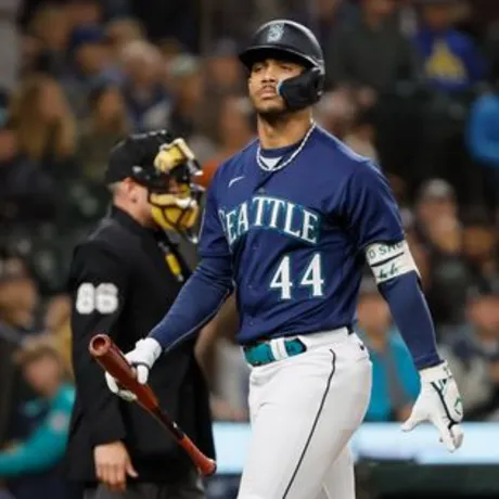 Fan Throws Baseball at Mariners Pitcher George Kirby From Stands, Gets  Ejected and Gets an Earful