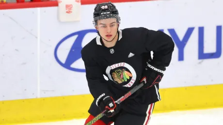 Jonathan Toews Set To Play In Blackhawks First Preseason Game Tonight -  Bleacher Nation