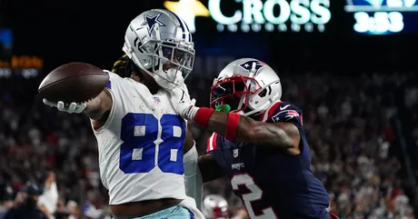 Cowboys Teasing Ezekiel Elliott Surprise for Return to Dallas on Sunday