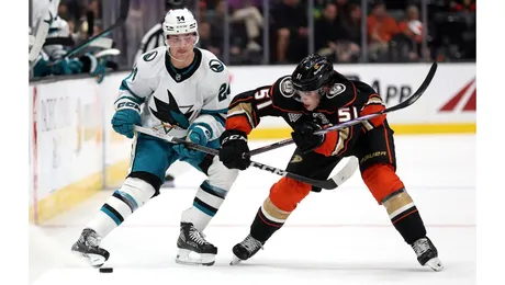 Brett Leason, Anaheim Ducks beat San Jose Sharks; Radim Simek injured