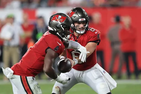 Bucs Mailbag: Questions About Luke Goedeke, OTAs