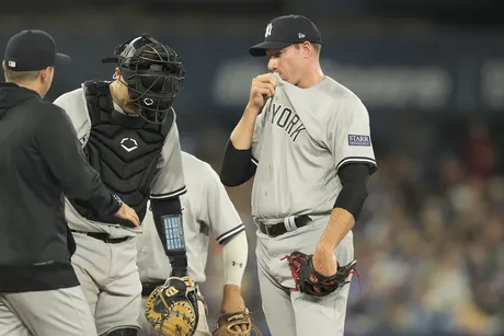 Mariners' Julio Rodríguez won't reveal what Hector Neris said, but don't  expect any forgiveness