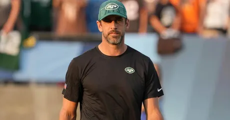 Aaron Rodgers Could Pull a Taylor Swift at Sunday Night's Chiefs-Jets Game  - Sports Illustrated