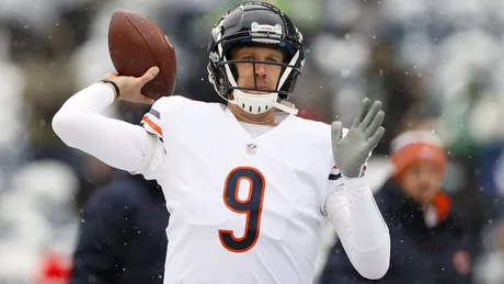 GREEN BAY, WI - SEPTEMBER 18: Chicago Bears linebacker Robert Quinn (94)  looks into the stands during a game between the Green Bay Packers and the  Chicago Bears on September 18, 2022