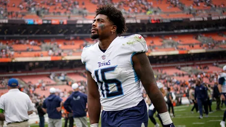 Tennessee Titans elevate DB Shyheim Carter, TE Kevin Rader from practice  squad