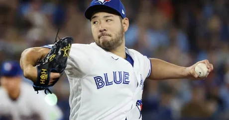 Blue Jays officially sign ace lefty Hyun-Jin Ryu to 4-year deal