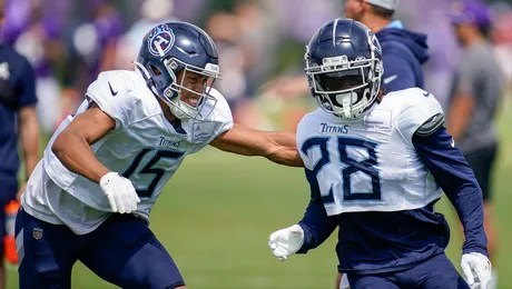 Tennessee Titans Chig Okonkwo Needs to Be Delanie Walker, Wesco & Whyle  Roles and TE Roster Battle 