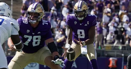 No. 7 Washington faces Arizona in the Huskies' first Pac-12 road