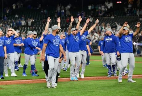 Fielding alignment for Los Angeles, October 1 vs Giants, 10/01/2023