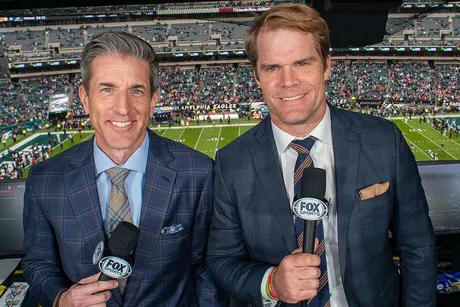 Who are the Eagles-Commanders game announcers for today on FOX