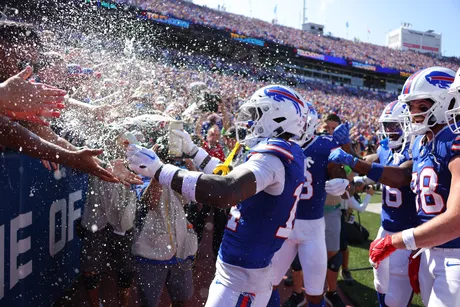 Bills' Damar Hamlin taking field for Week 4 vs. Dolphins draws heartfelt  fan reaction