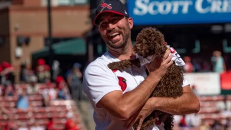 The one in which I get (over)emotional about Adam Wainwright - Viva El  Birdos
