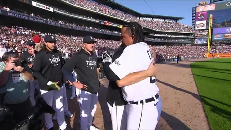 Miggy gives thanks to Tigers fans, 10/01/2023