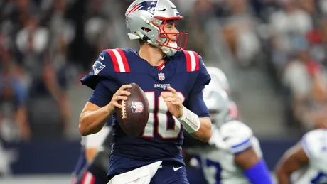 Patriots QB Mac Jones admits he let down 'everyone' in brutal Week 4 loss –  NBC Sports Boston