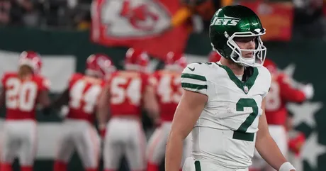 Robert Saleh's Patient Approach With Zach Wilson Pays Off in Jets' Loss to  Chiefs - Sports Illustrated