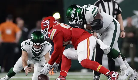 Jets not happy with questionable penalty call that turned the game late in  23-20 loss to Chiefs – KGET 17