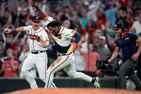 Fernando Tatis Jr.'s phenomenal defensive output has Padres fans calling  for prestigious accolade - Locking in that Platinum Glove