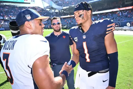 Column: On a career day for QB Justin Fields, the Chicago Bears seemed to  be on the verge of an important breakthrough. Until they weren't.