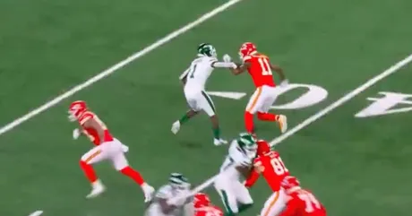 Sauce Gardner unhappy with penalty on Mahomes interception, Pro Football  Talk