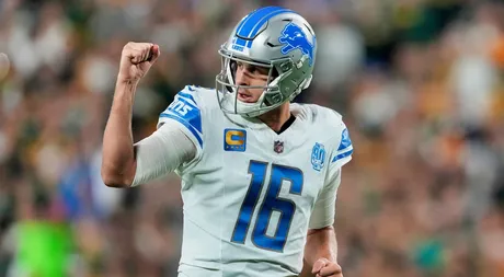 Detroit Lions elevate Dan Skipper, Brandon Joseph from NFL practice squad -  Sports Illustrated Detroit Lions News, Analysis and More