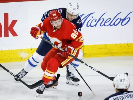 Coronato continues strong pre-season as Flames rally to beat Jets