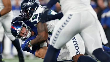 Seahawks Smother Giants, Record 11 Sacks in MNF Blowout