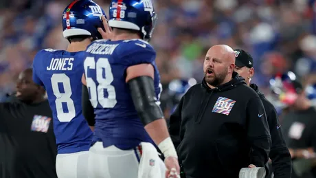 Dreadful Giants offensive line leaves Daniel Jones out to dry