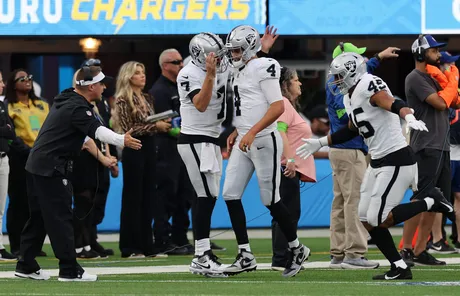 Raiders' Derek Carr might be close to end with team, Ed Graney, Sports