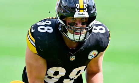 Steelers TE Pat Freiermuth: 'See yinz Monday night'