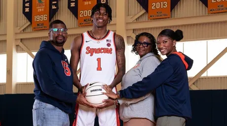 Syracuse Basketball: 4-star commit Elijah Moore joins former 5